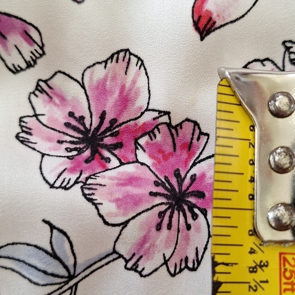 Cupcakes and Cashmere Cortina Floral Print Tank Top - Picture 14 of 15
